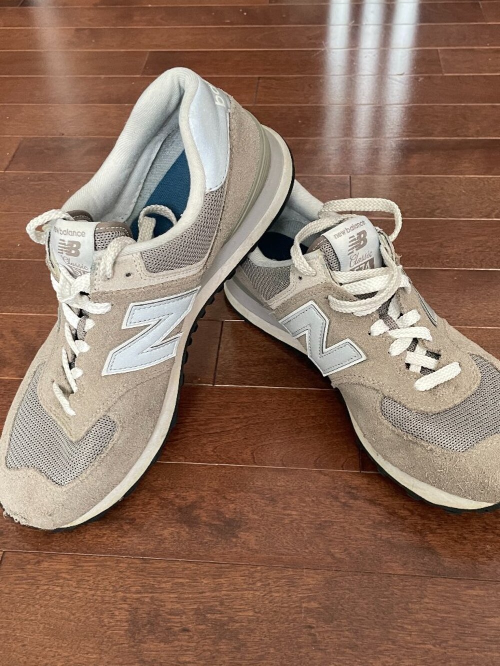 New Balance | Grey white 574 Classic Core lace suede sneakers | Sz US Men's 9.5